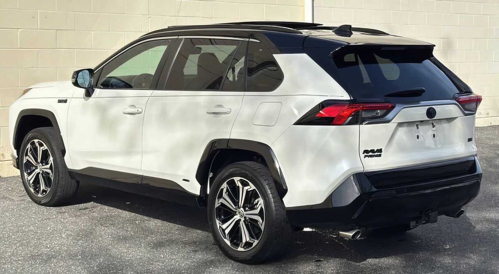 Toyota RAV4      2022