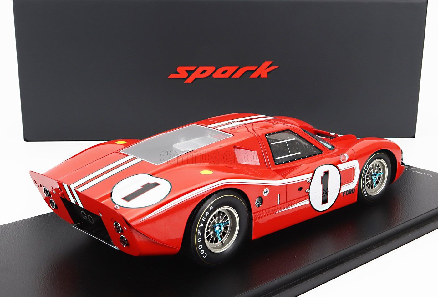 Ford gt40 mk.IV  le mans 1967- spark 1/18