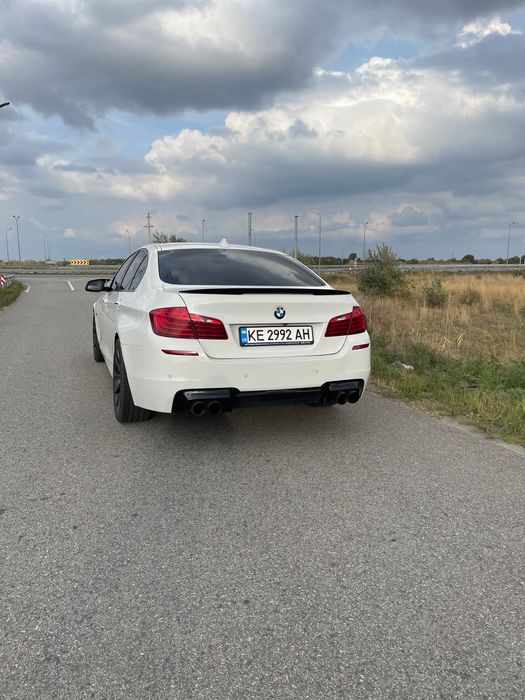 Продам БМВ ф10 535