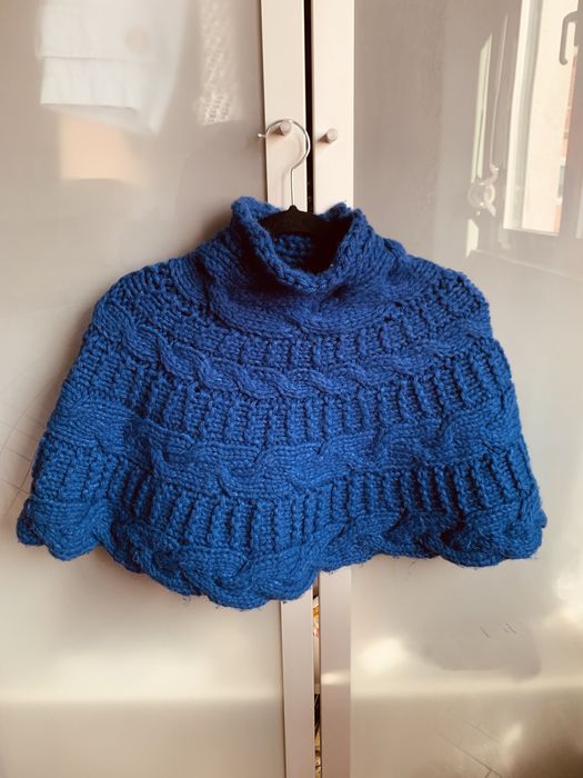 Poncho azul Benetton