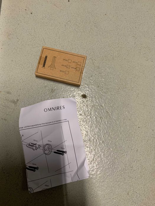 Wieszak łazienkowy na ręcznik OMNIRES (złoty szczotkowany)