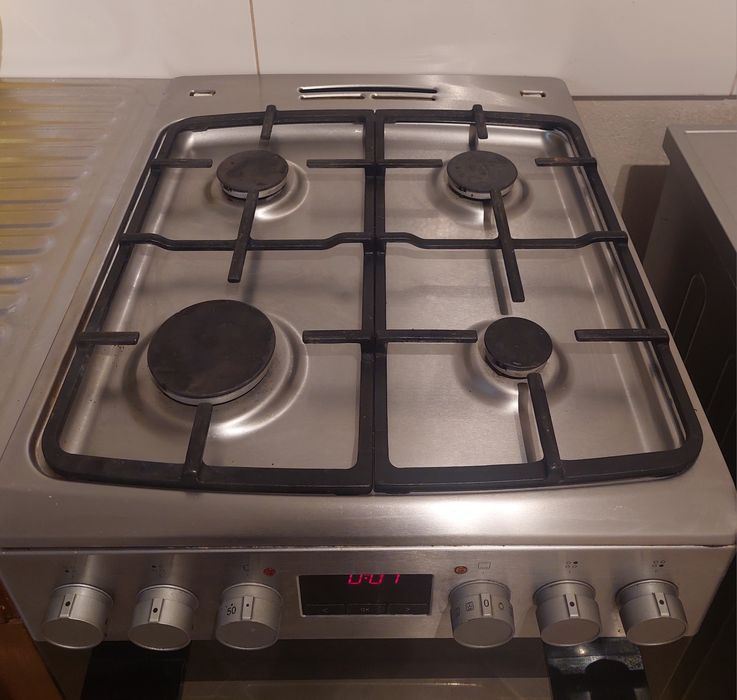 Kuchenka gazowo-elektryczna Amica