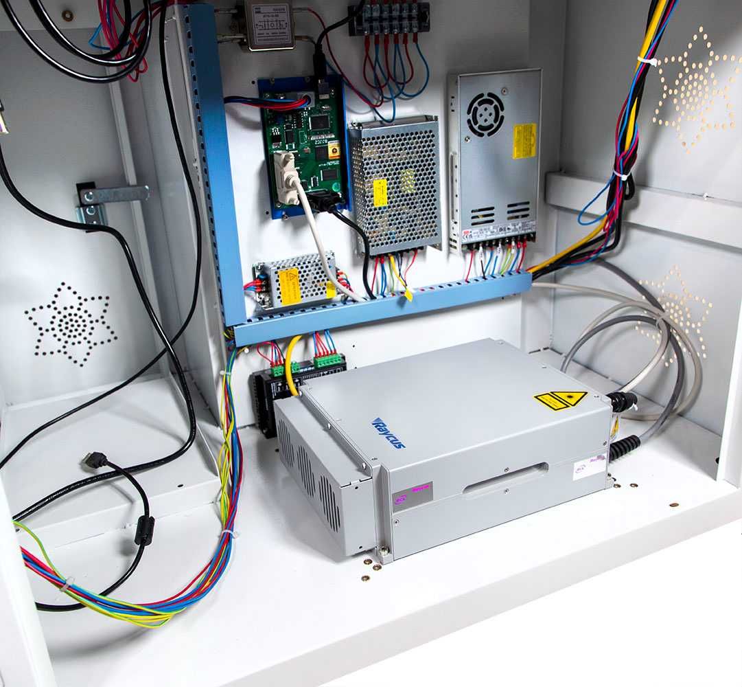 Znakowarka grawerka laserowa Fiber Laser 5OW RAYCUS 15Ox15O mm