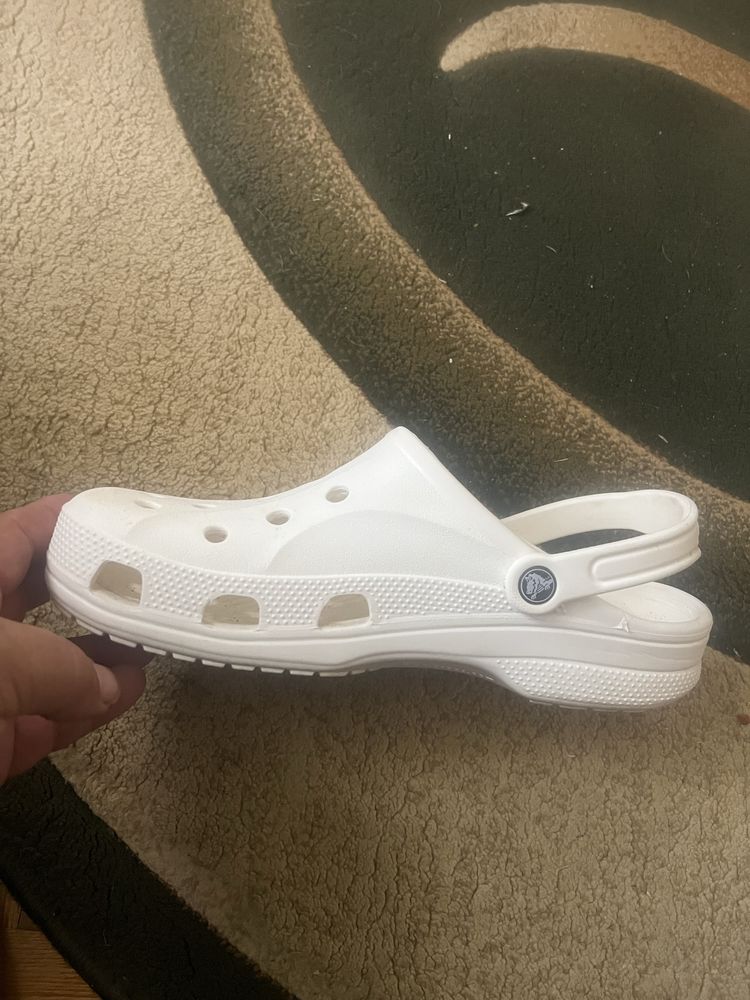 Продам crocs оригінал