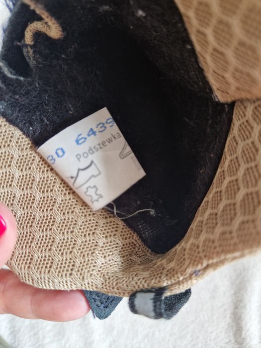 Buty zimowe firmy Bartek rozmiar 30
