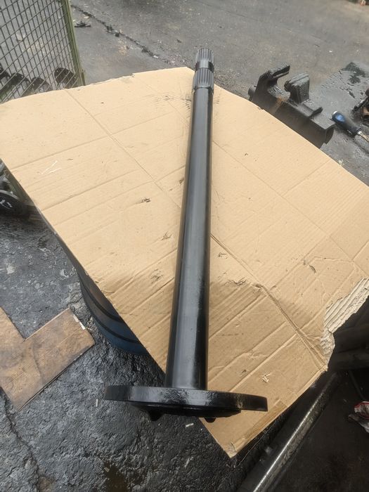 Półoś tylnego mostu Man tga z blokadą