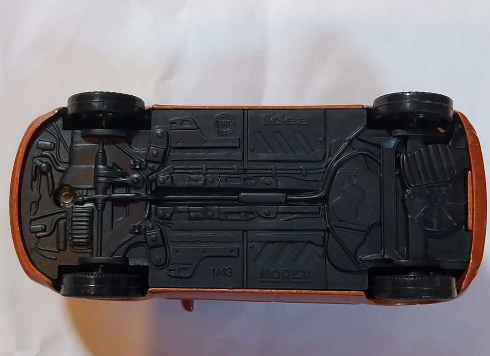 Miniatura Norev Fiat Idea escala 1/43