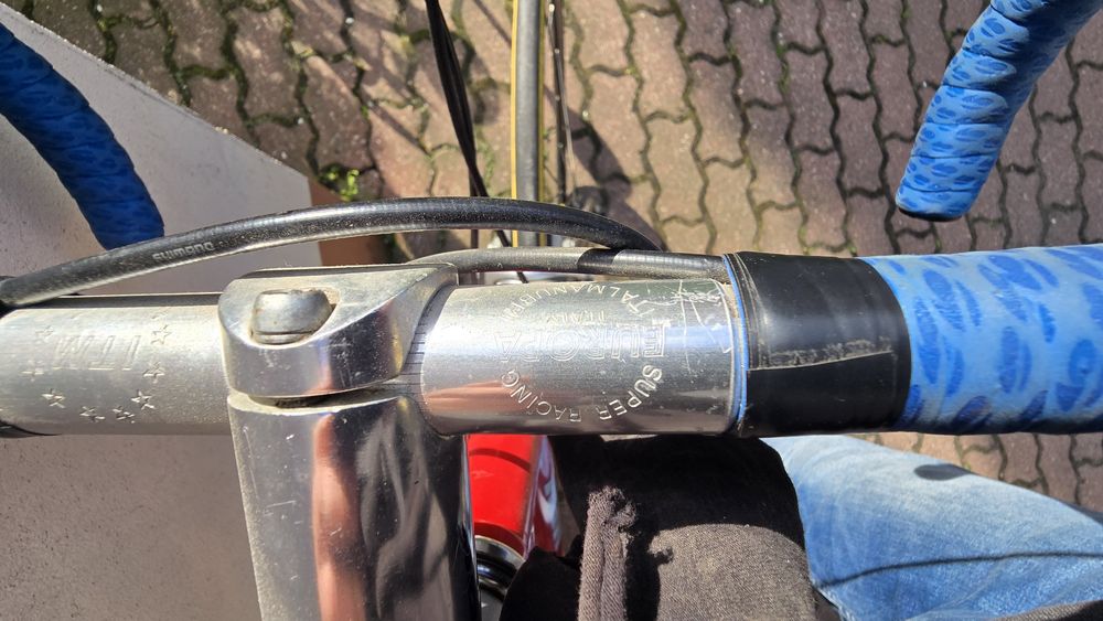 Rower szosowy kolarką kolarzówka