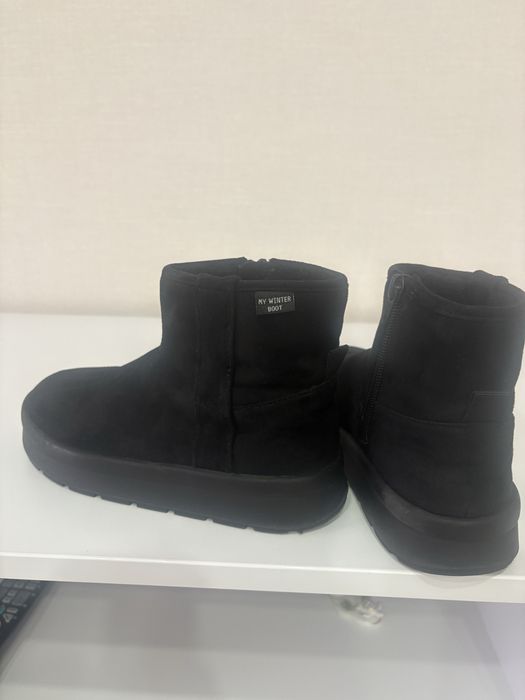 Продам Угги zara 34р.
