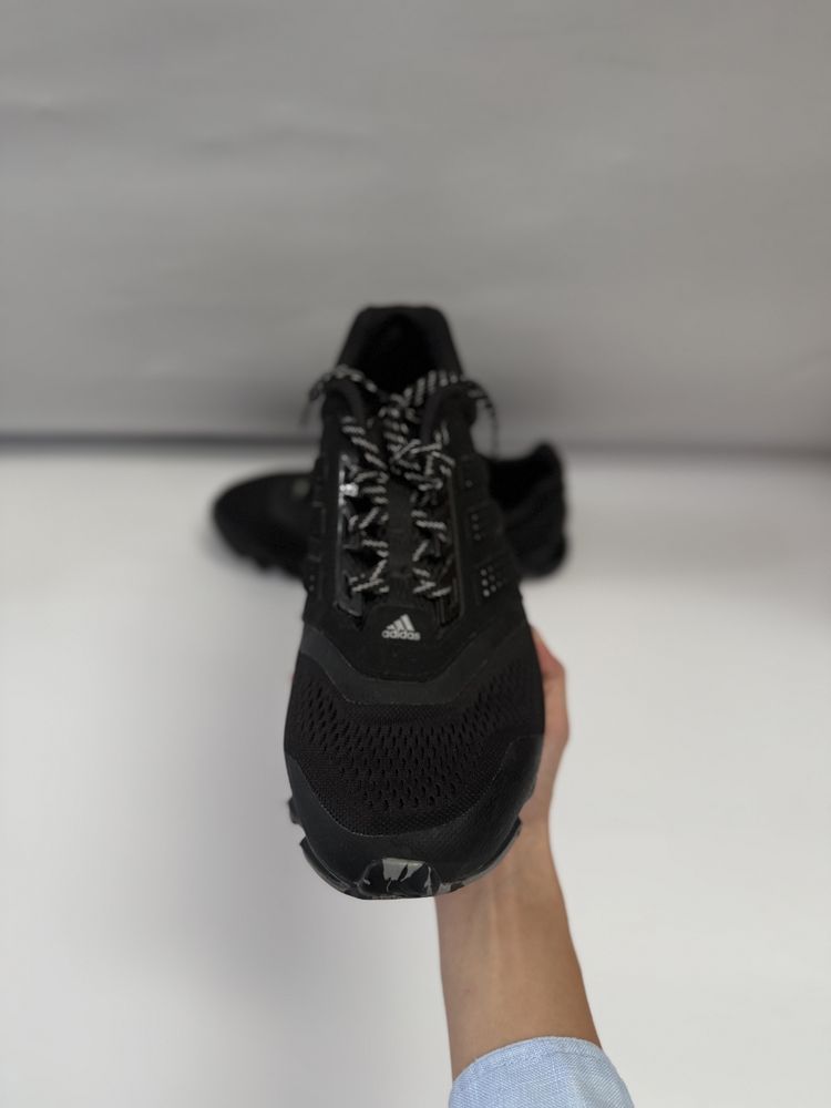 Оригінальні кросівки Adidas Springblade Drive