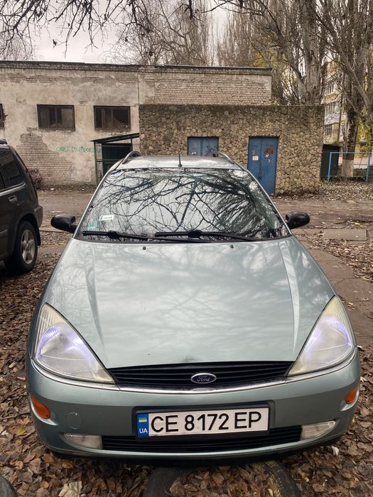Продам форд фокус 1.8 бінзін