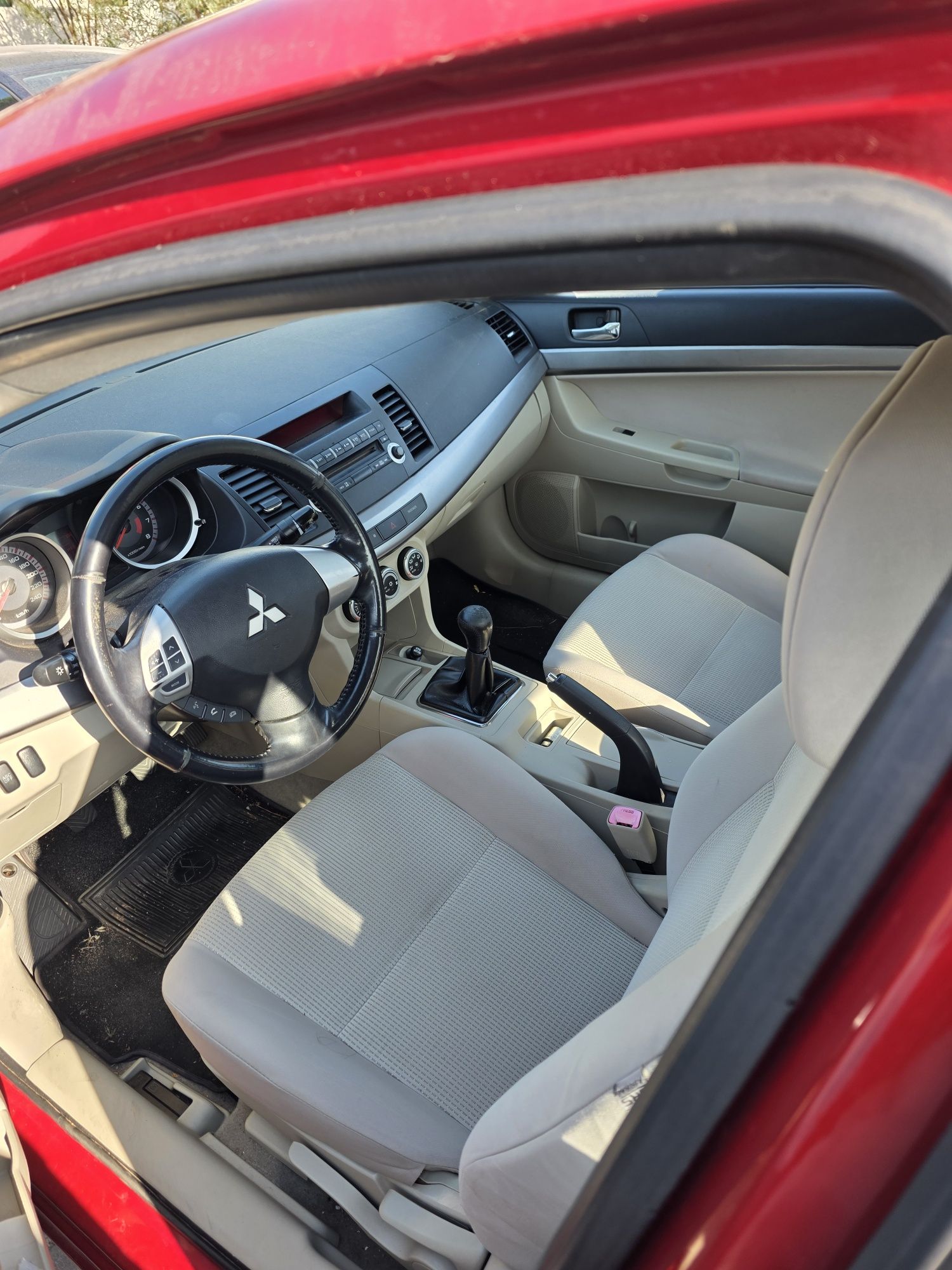 Mitsubishi lancer