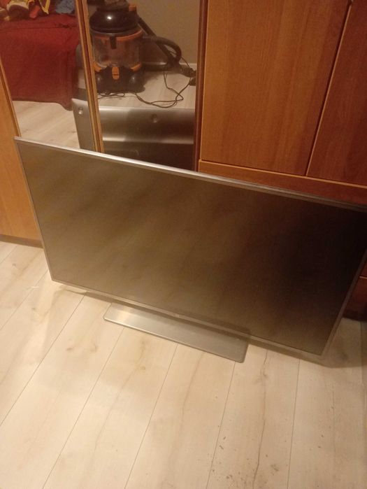 Telewizor LG model  42LB650V