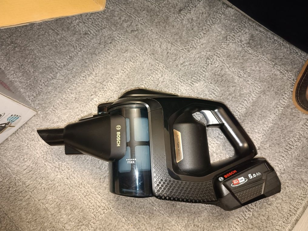 Nowy odkurzacz Bosch BCS82POW15 Unlimited Gen2 serie 8 aku 5Ah