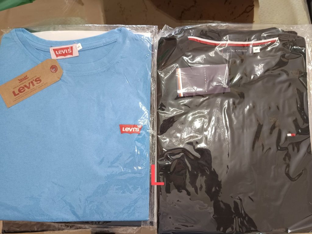 Tshirts cada uma a 5 euros a melhor oferta aproveite!