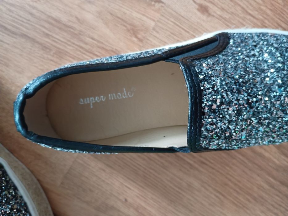 Barcelony damskie NOWE 38