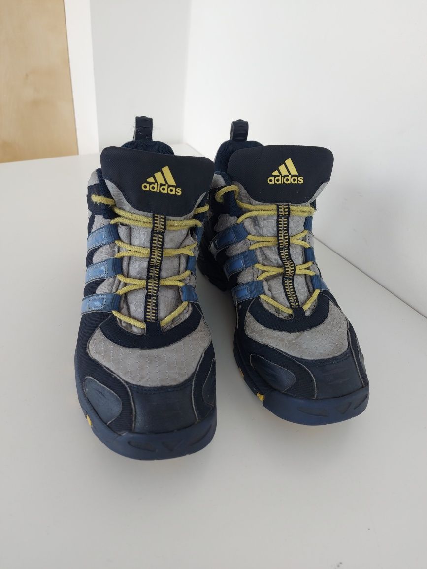 Buty trekkingowe Adidas w rozmiarze 38