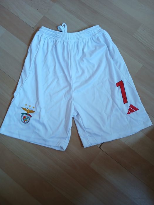 Equipamento Benfica