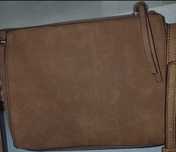 Bolsa castanha (Mo)