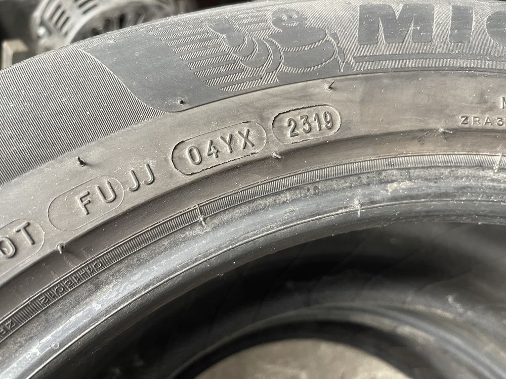 Шины 235/55 R17 Michelin б/у 5,5мм лето пара U3
