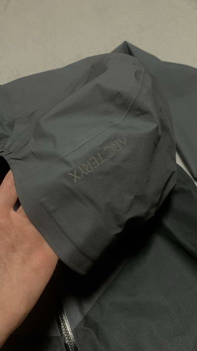 Ветровка arcteryx