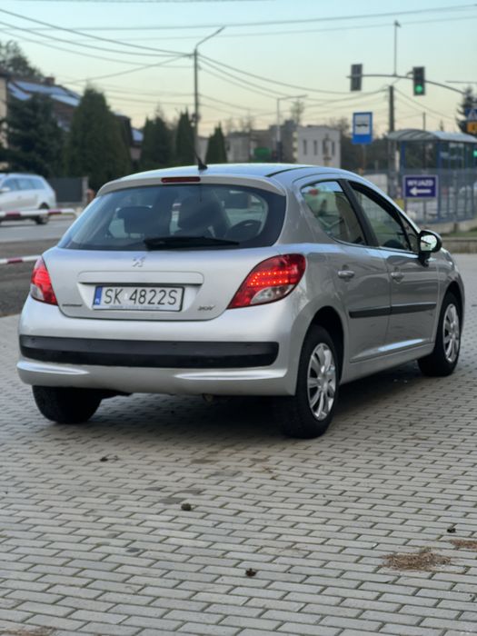 Peugeot 207 LIFT 2010 / 135tyś km / Klimatyzacja / Brak korozji