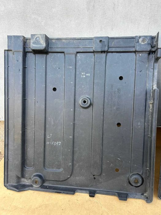 Osłona dolna podwozia tylna Hyundai i40 Kombi