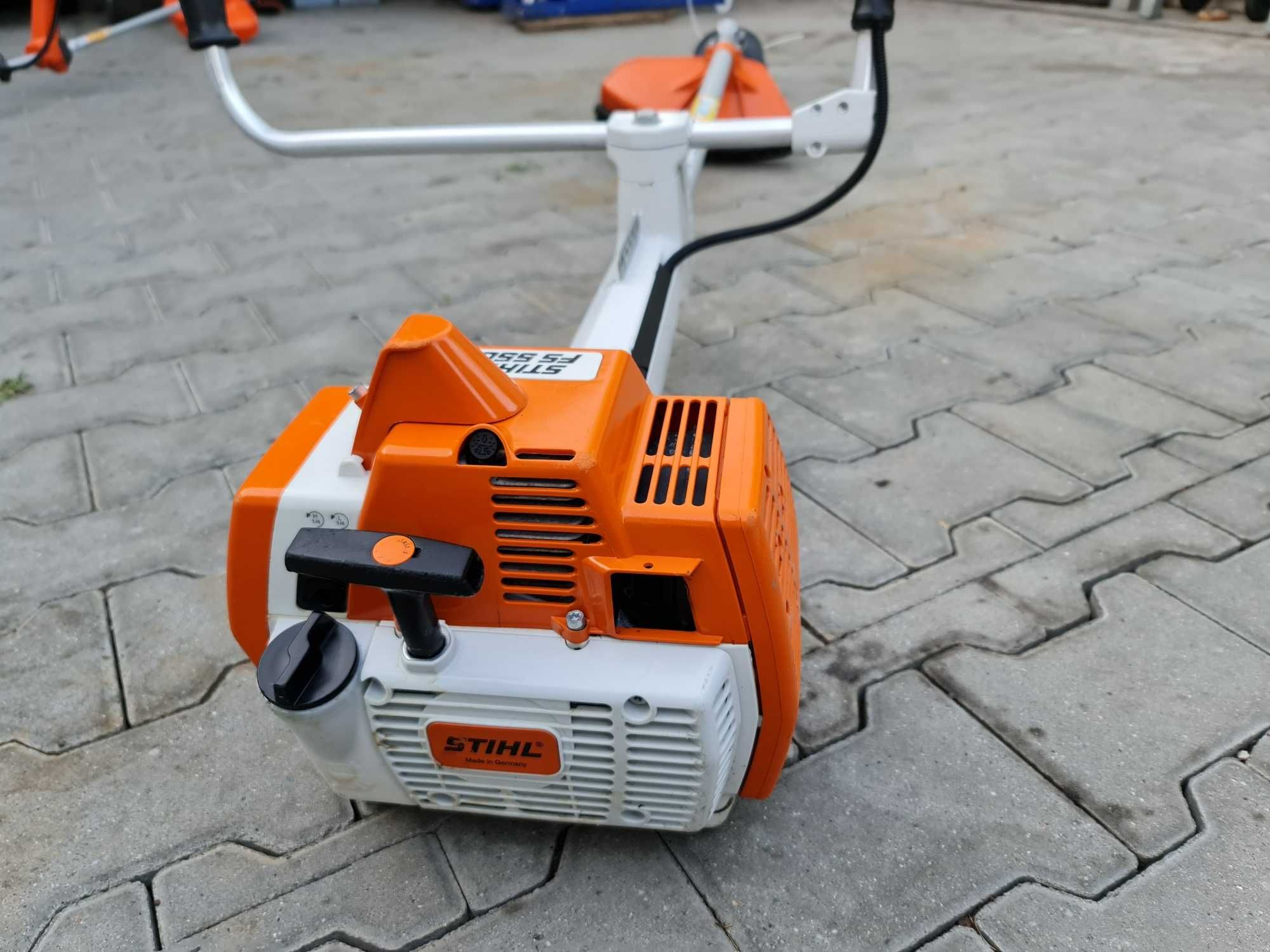 KOSA Spalinowa Podkaszarka STIHL FS550 FS 550