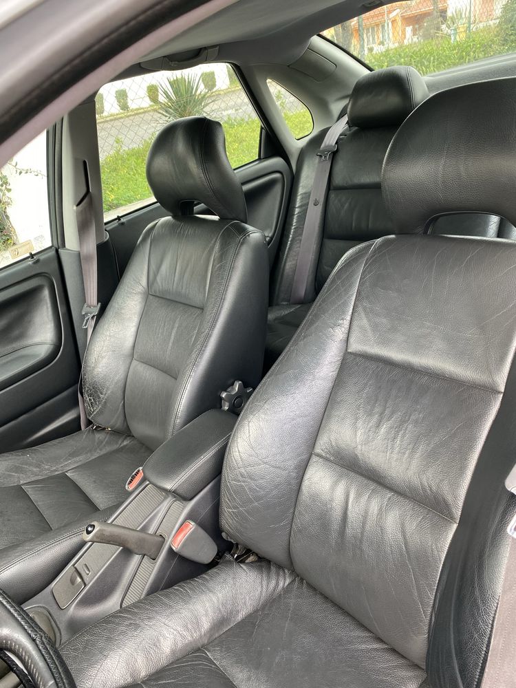 Volvo S40 2001  Veiculo completo!