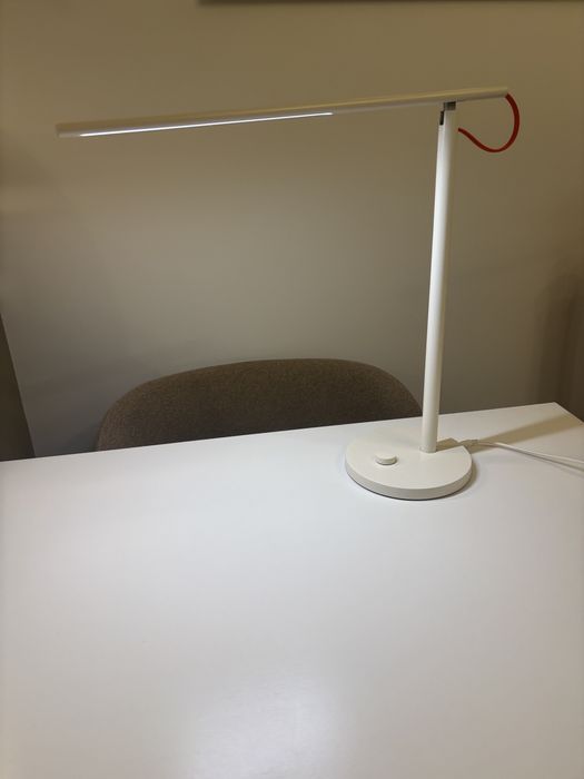 Lampka biurkowa Xiaomi Mi LED Desk Lamp biała