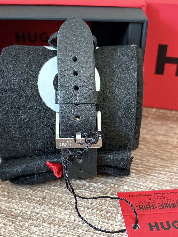 Часы HUGO BOSS 1530115