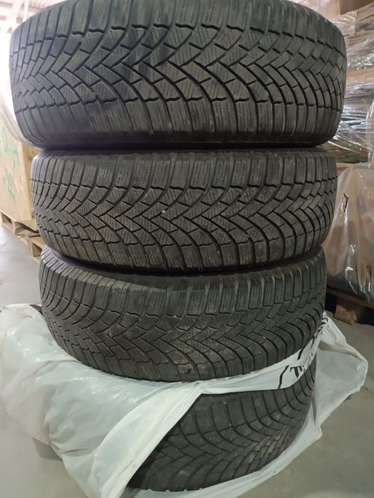 Зимові шини Bridgestone Blizzak