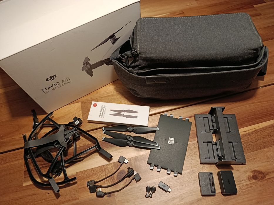 DJI Mavic Air = Akcesoria = Torba = Śmigła = HUB = Adapter USB = Kable
