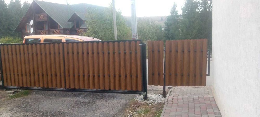 Штахети металеві