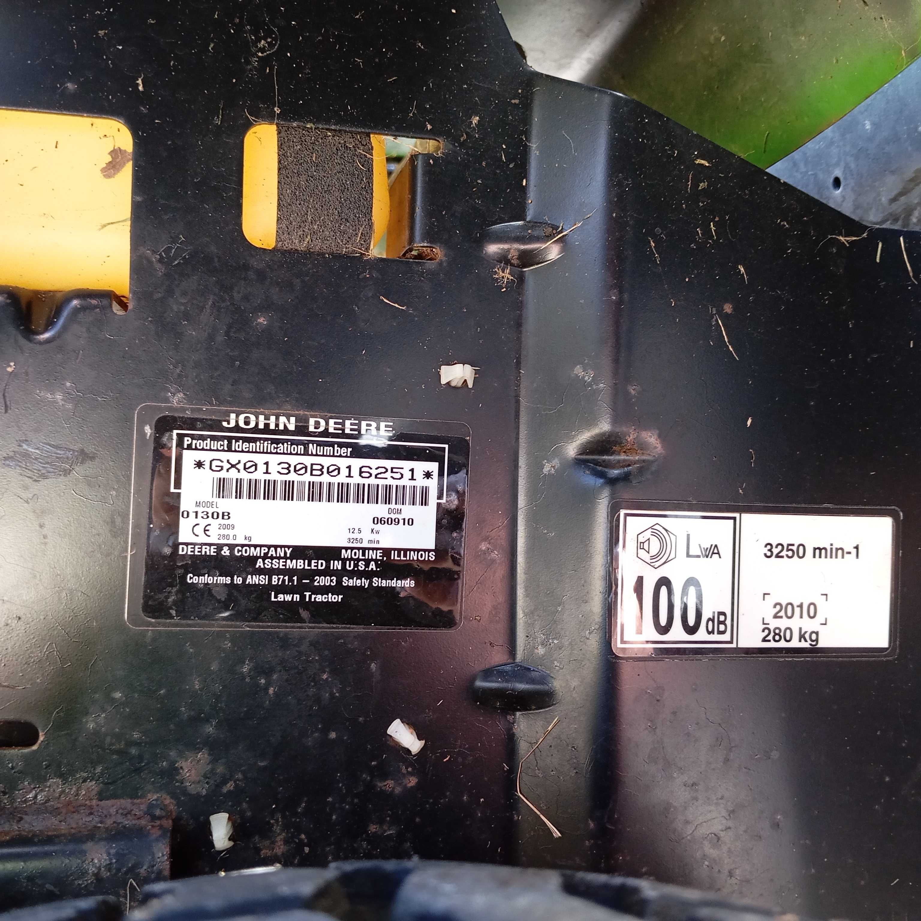 Corta relva john deere X110 x130r
