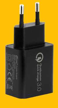 Блок питания XTAR DBS15Q Black / USB QC3.0 / Зарядное устройство