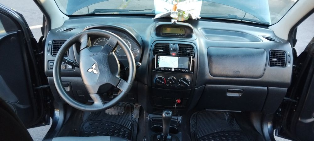 Продам рабочую машину на полном ходу.