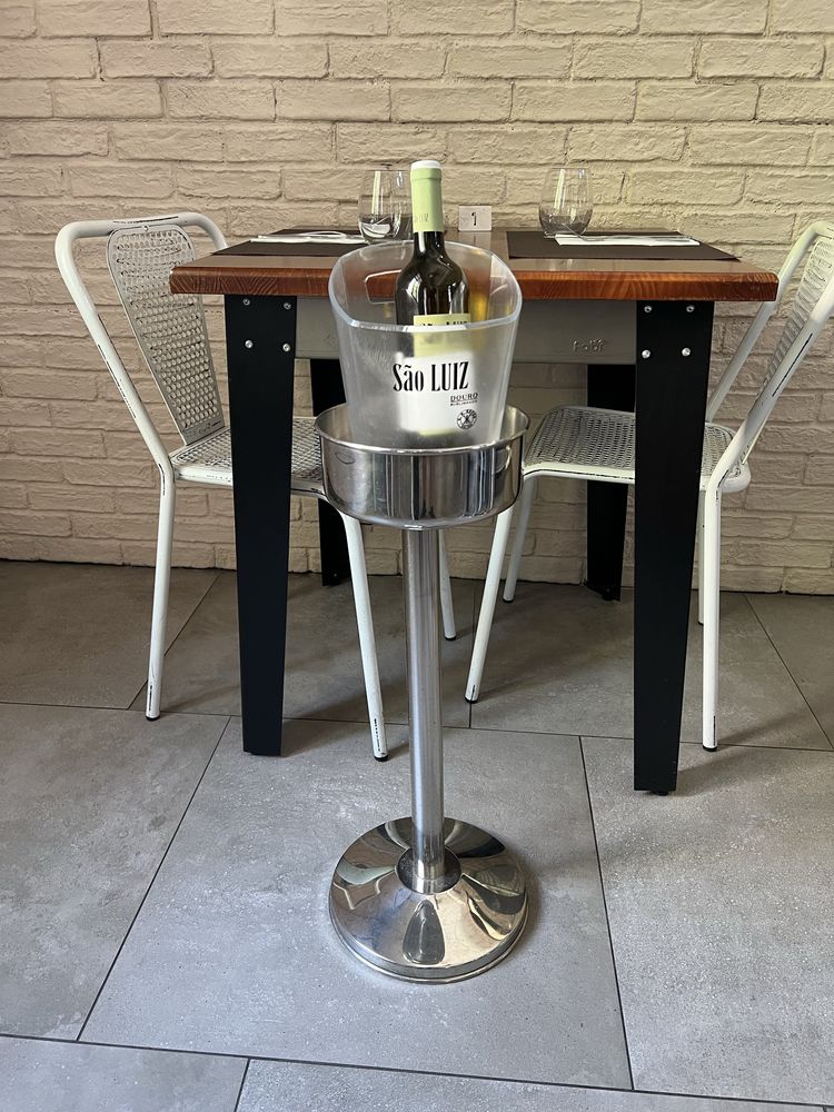 Suporte para refrigerador de vinho - Champanheira