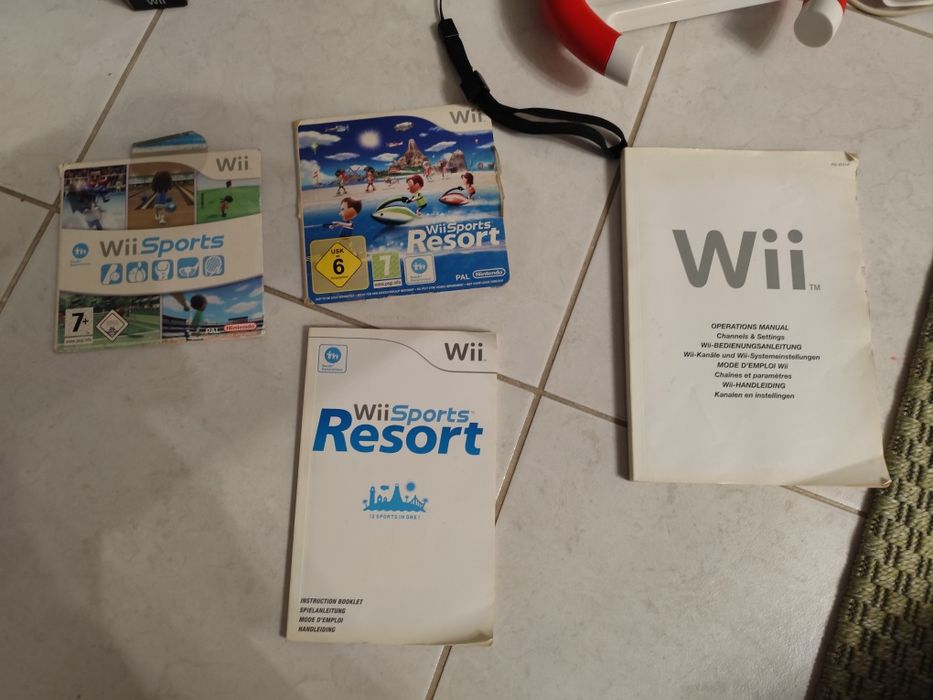 Nintendo Wii Preta com acessórios e jogos