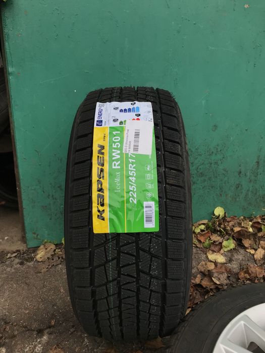 НОВА зимова гума Kapsen 225/45 r17 2 шт.