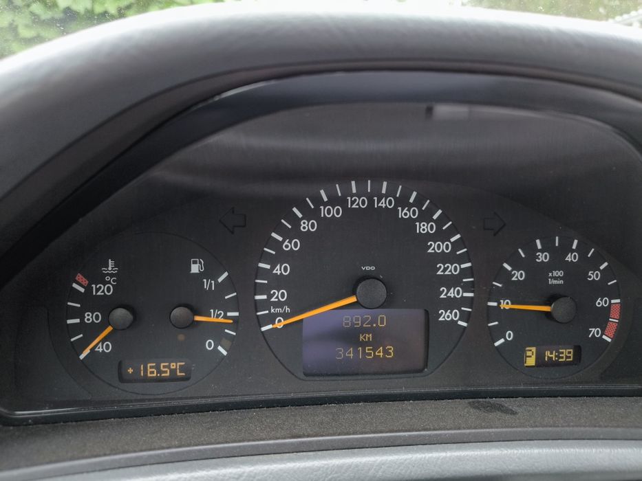 Mercedes CLK 2.0 136KM uszkodzona uszczelka pod głowicą