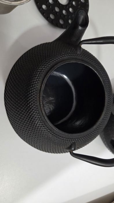 Czajnik żeliwny z podgrzewaczem