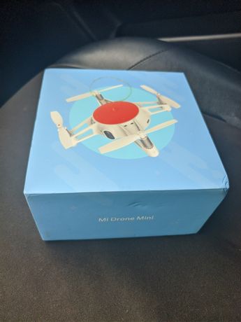 Продам квадрокоптер Mi Drone Mini  с камерой