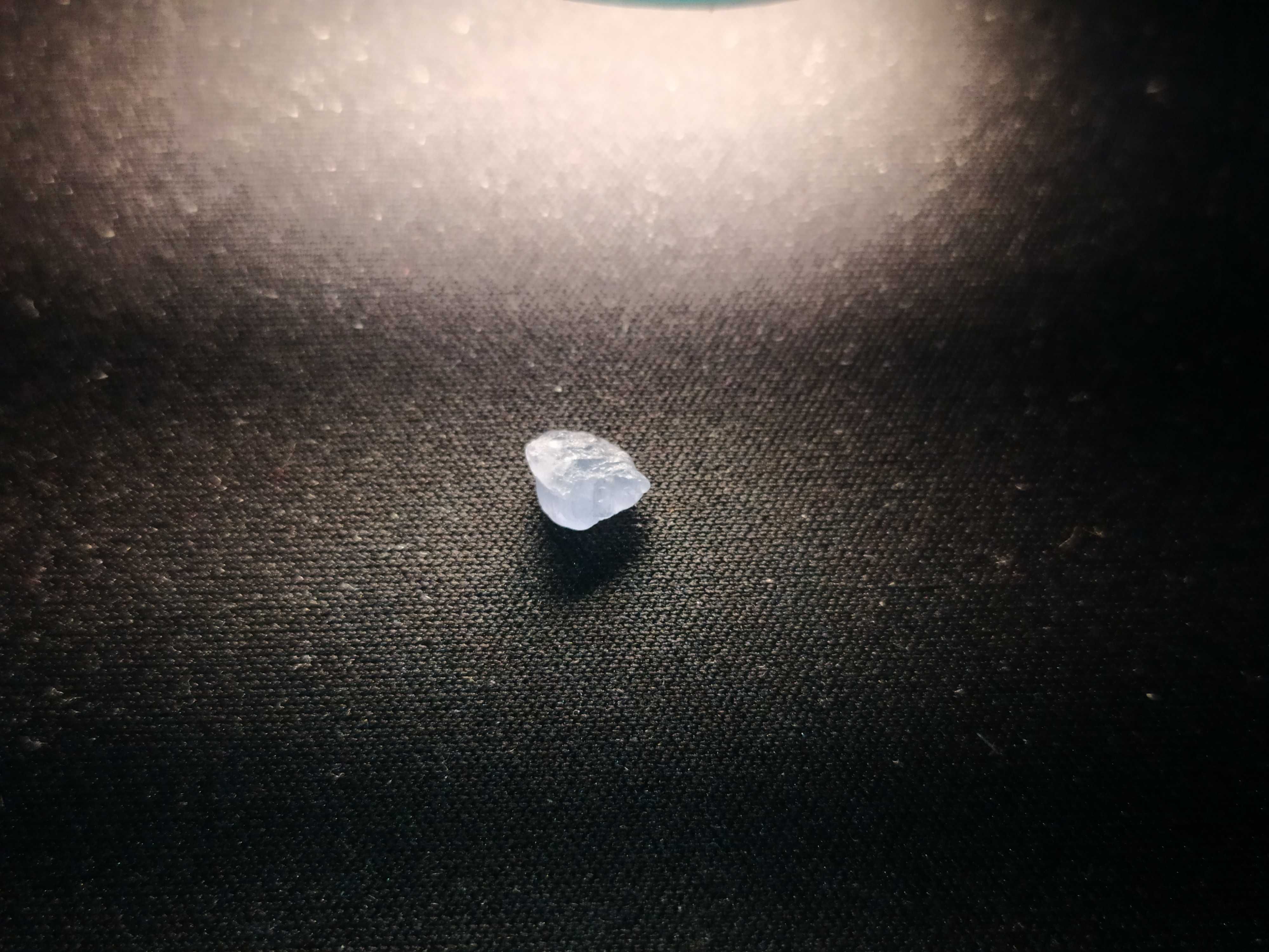 Szafir naturalny kryształ 1,55 ct