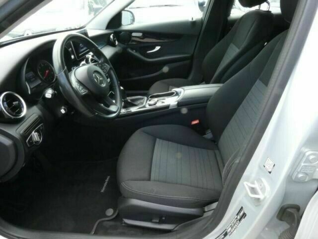 Mercedes c220 Avantgarde BluTec 2015