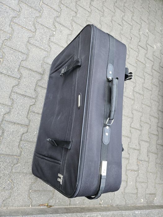 Duża walizka sprawne zamki MarcoPolo kółka