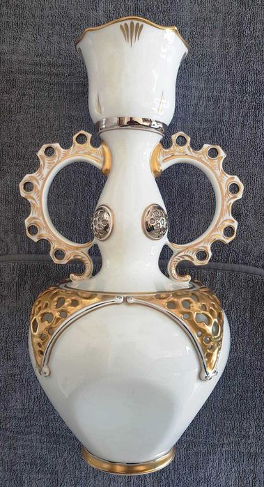 Porcelana húngara fina decorativa, edição limitada e numerada