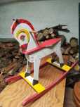 Cavalo baloiço antigo