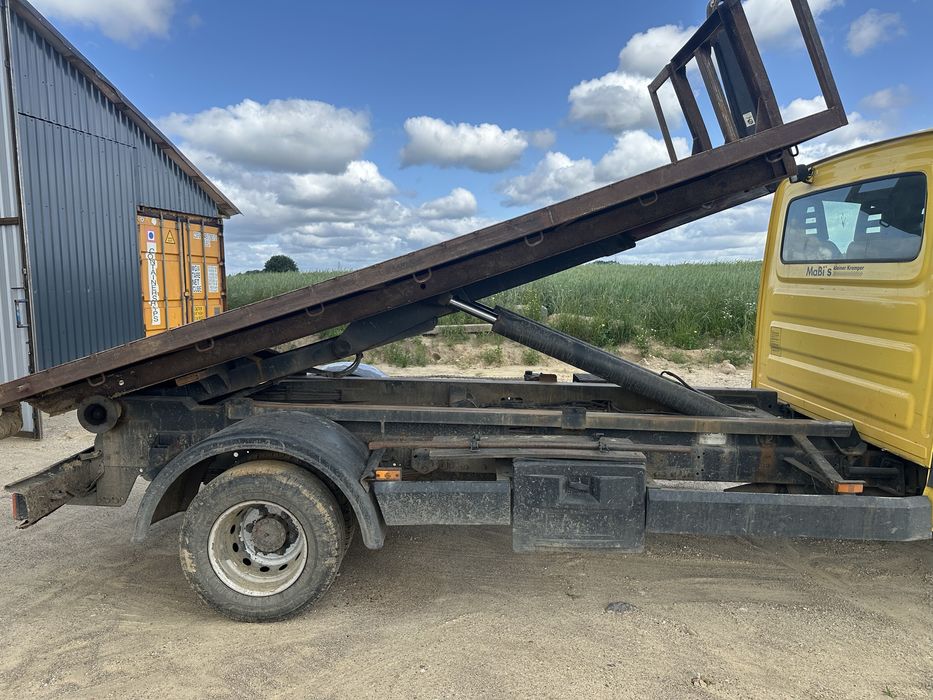 Sprzedam Iveco Daily 65C15 2.8  7,5 t 100tys przebiegu. Hakowiec