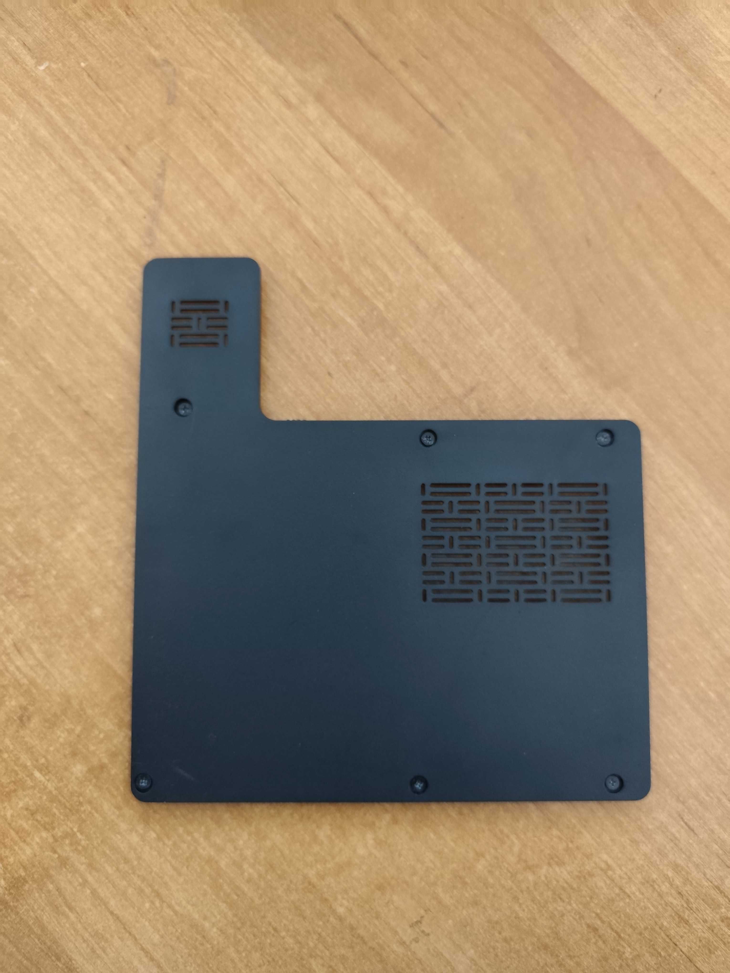 Klapka dysku i ram Dell PP37L